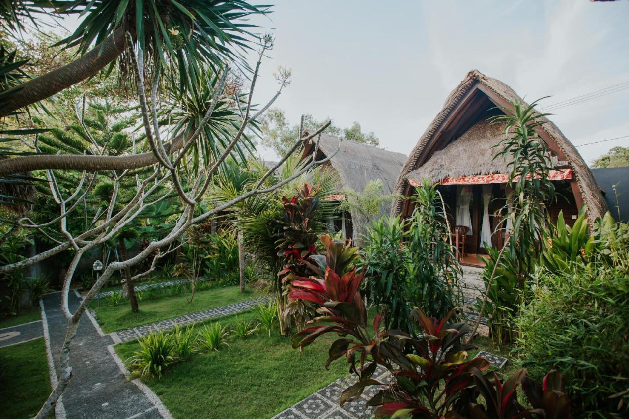 Jona Bungalow Toyapakeh Exterior foto